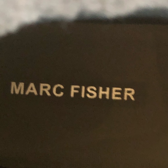 Marc Fisher Darlene Gray Suede Faux Fur Trimmed Platform Sneaker Boots Size 8.5 - Picture 6 of 8